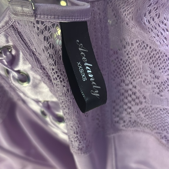 Purple corset top - Picture 2 of 5